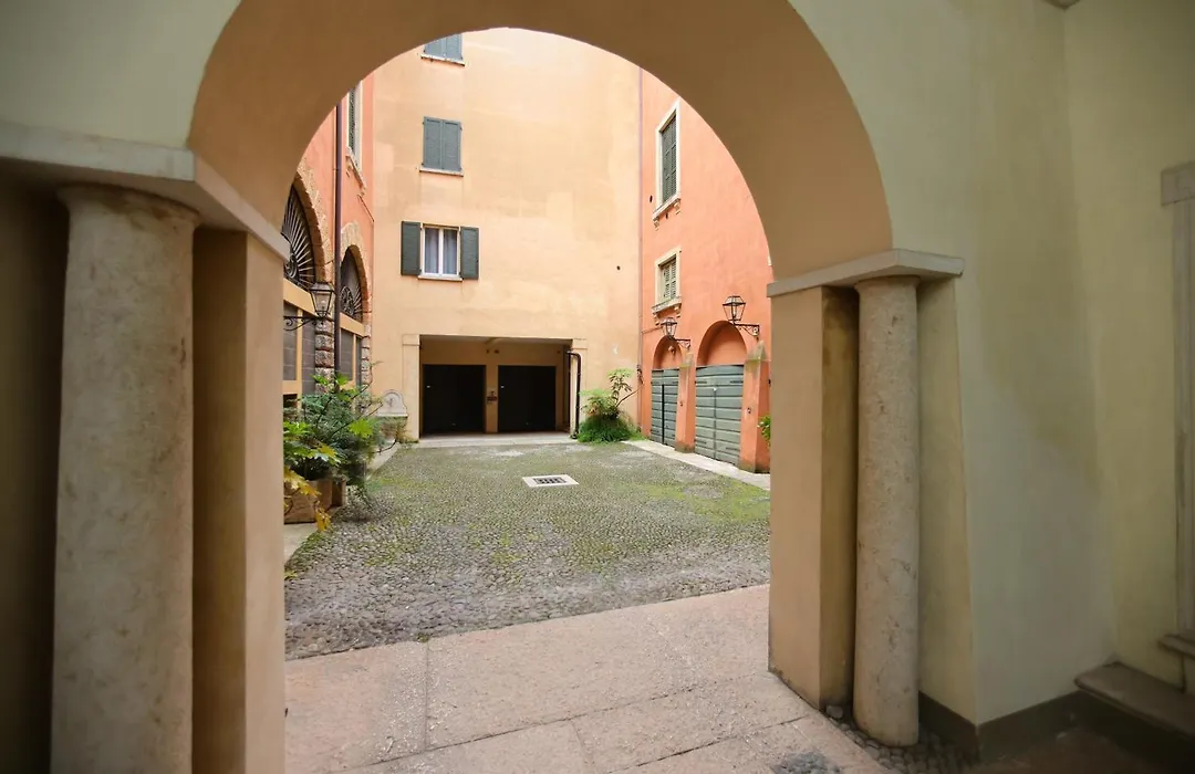 La Pigna Suites-1
