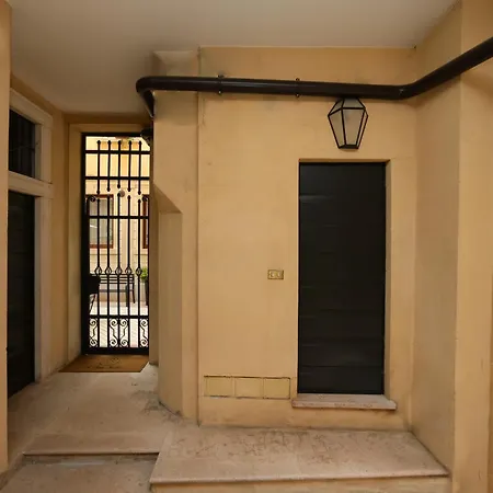 La Pigna Suites-3